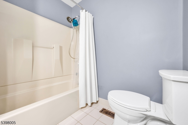 Warren Heights - Residential