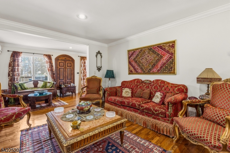 Oakview - Residential