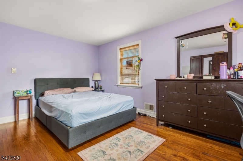 Oakview - Residential