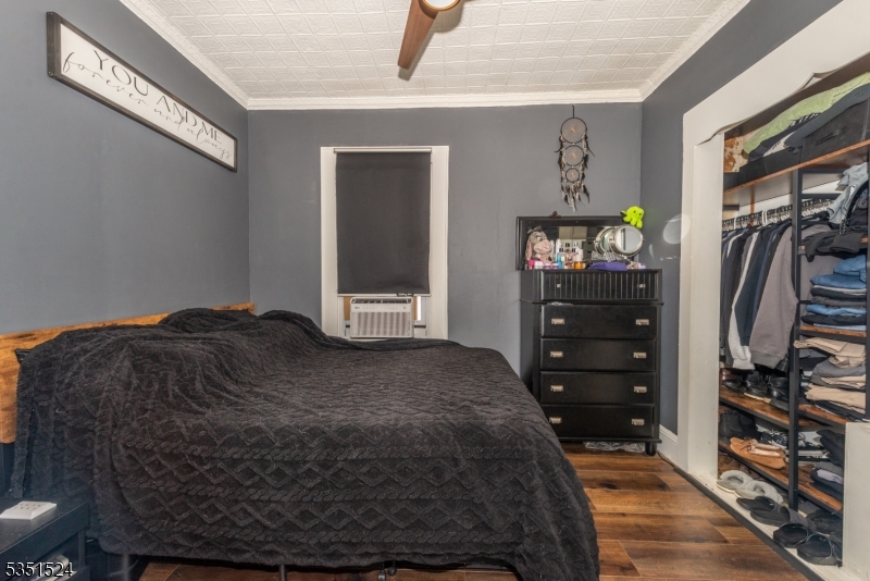 SINGLE FAMILY RENTAL - Residential Lease