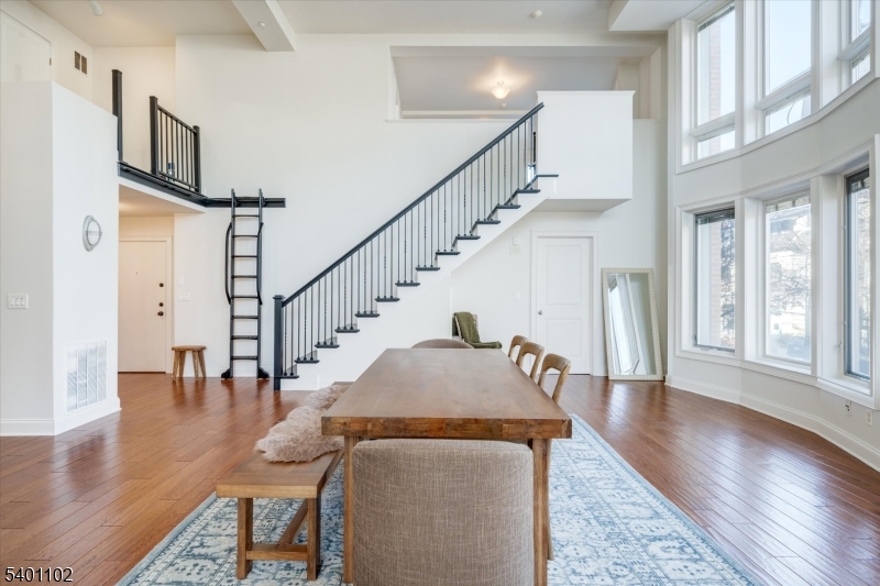 Walnut Street - Residential