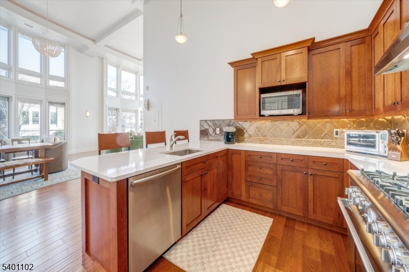 Walnut Street - Residential