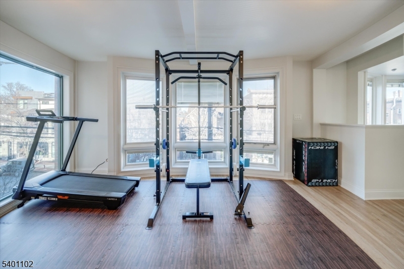 Walnut Street - Residential