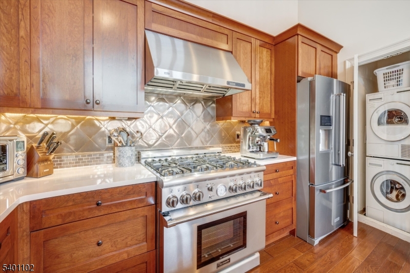 Walnut Street - Residential