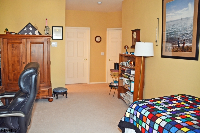 BALD EAGLE COMMONS - Residential