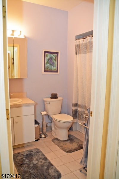 BALD EAGLE COMMONS - Residential