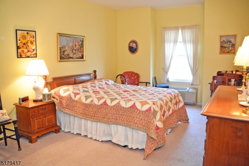 BALD EAGLE COMMONS - Residential