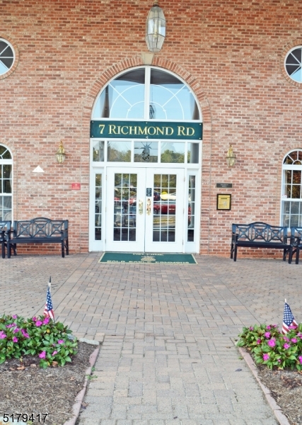 BALD EAGLE COMMONS - Residential