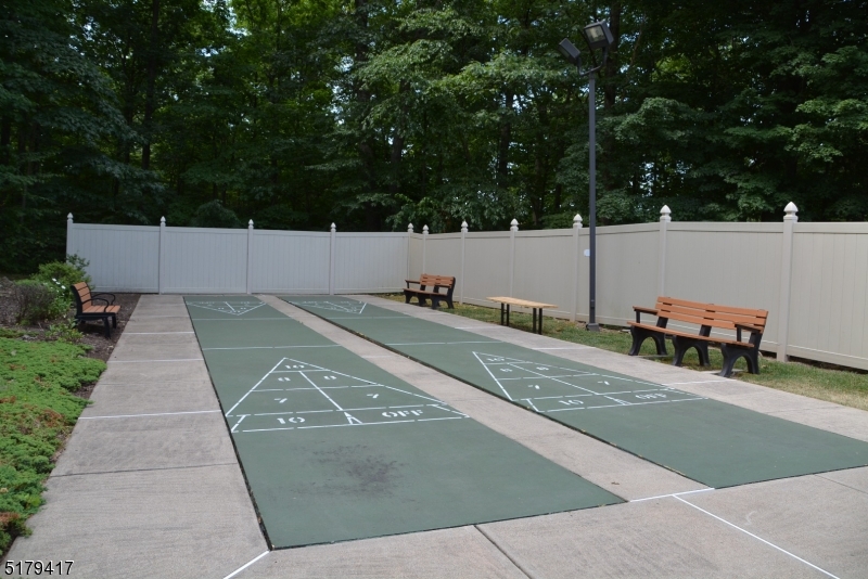 BALD EAGLE COMMONS - Residential