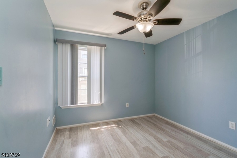 La Mer, LaMer - Residential Lease