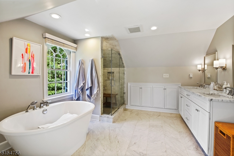 Circle of Friends - Residential