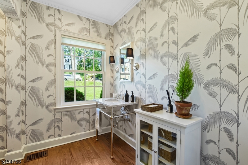 Circle of Friends - Residential