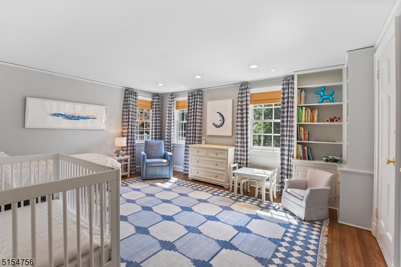 Circle of Friends - Residential