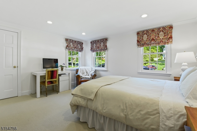 Circle of Friends - Residential