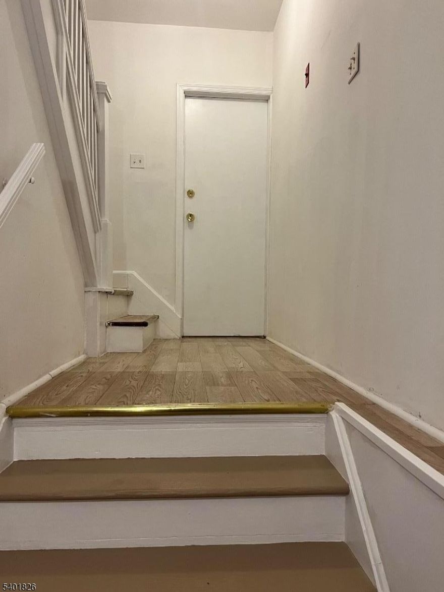 2ND FLOOR APARTMENT, 2 BEDROOMS WITH LOTS OF STORAGE SPACE, WASHER / DRYER BASEMENT. AMPLE ON STREET PARKING, TENATNS PAY THEIR OWN UTILITIES. WELL LOCATED CLOSE TO GSP, STORES, RESTAURANTS & PUBLIC TRANSPORTATION. THE APARTMENT HAS BEEN FRESHLY PAINTED, IS CLEAN & READY TO BE OCCUPIED.