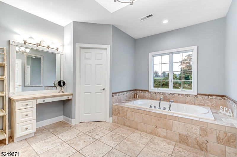 Barton Hollow Estates - Residential