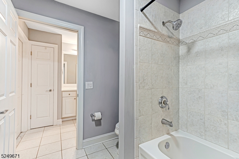 Barton Hollow Estates - Residential