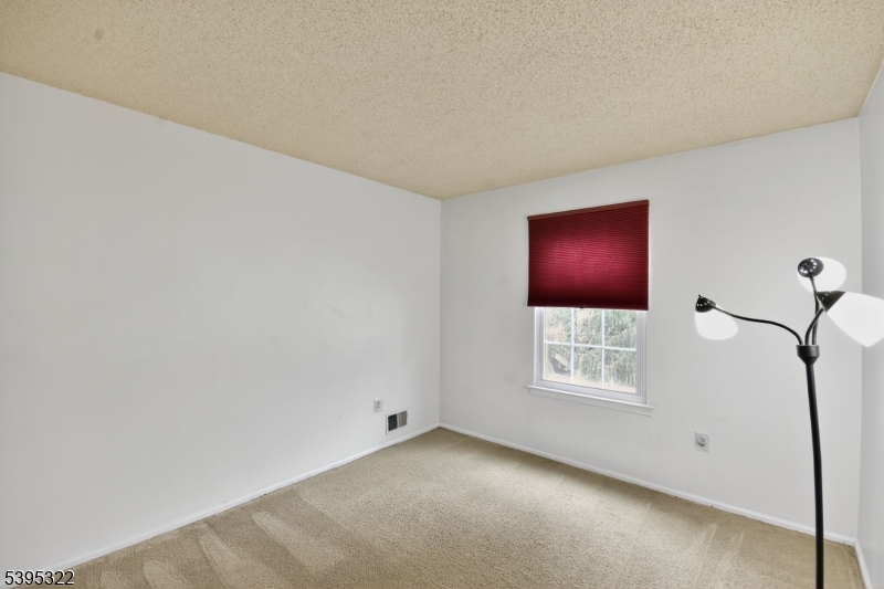 Governor's Pointe - Residential