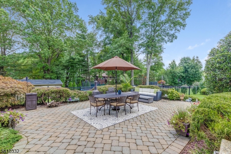 Baltusrol Top - Residential