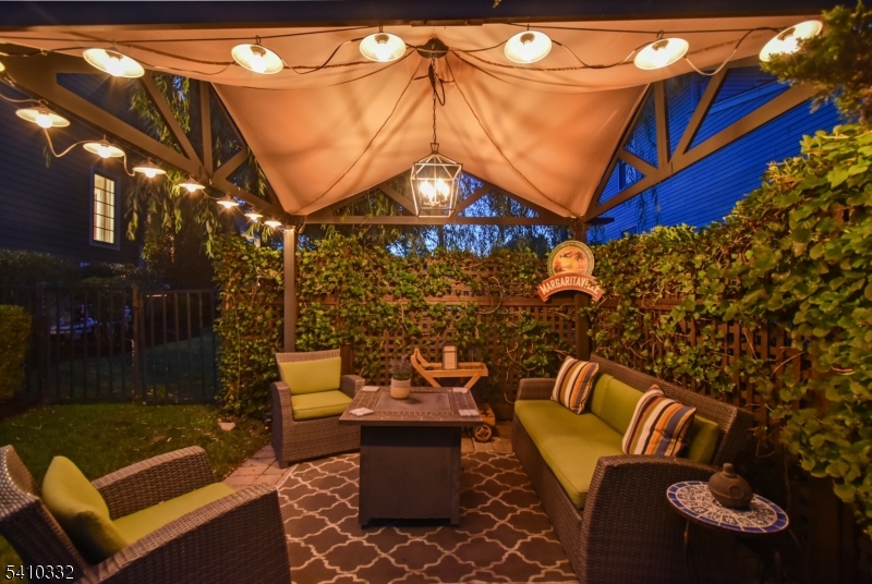 Baltusrol Top - Residential