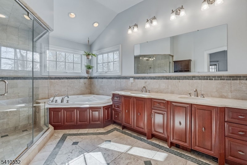 Baltusrol Top - Residential