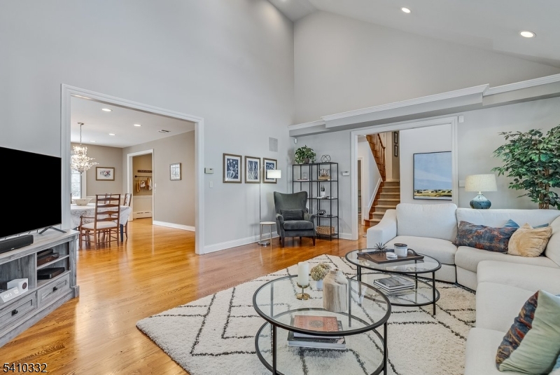 Baltusrol Top - Residential