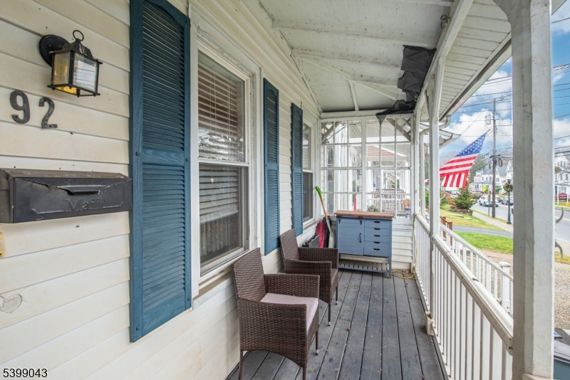 in town - Residential Lease