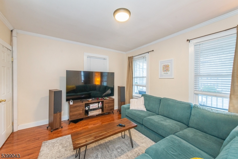 in town - Residential Lease