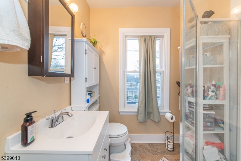 in town - Residential Lease