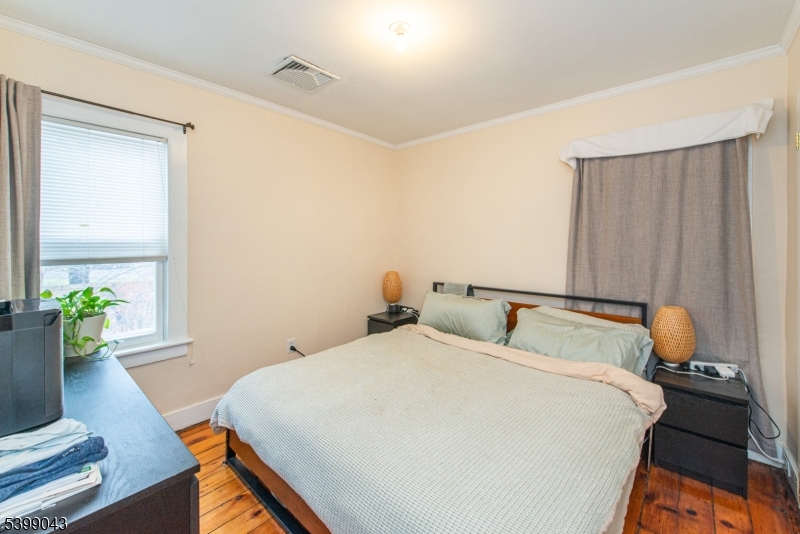 in town - Residential Lease