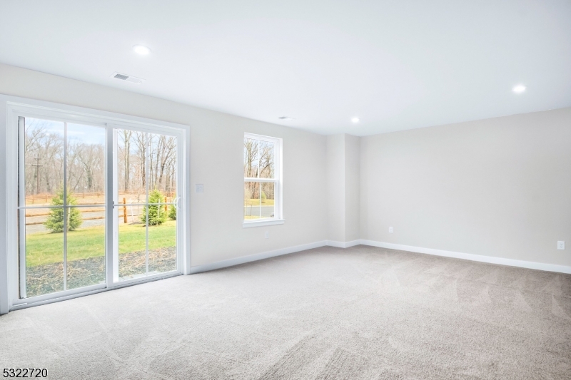 Mountain Ridge - Residential