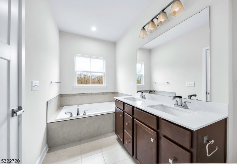 Mountain Ridge - Residential