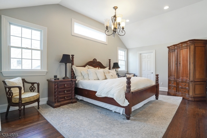 Upper Washington - Residential