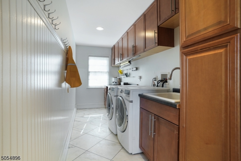 Upper Washington - Residential