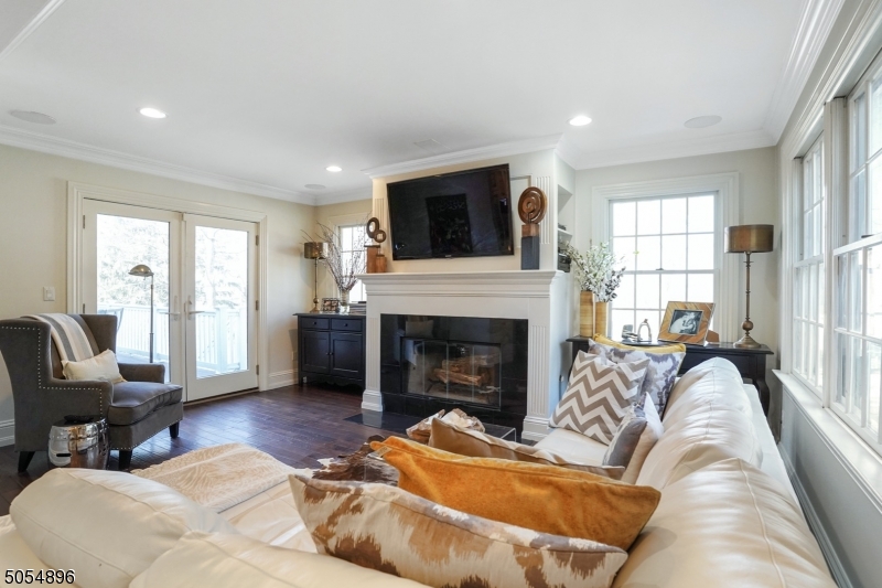 Upper Washington - Residential