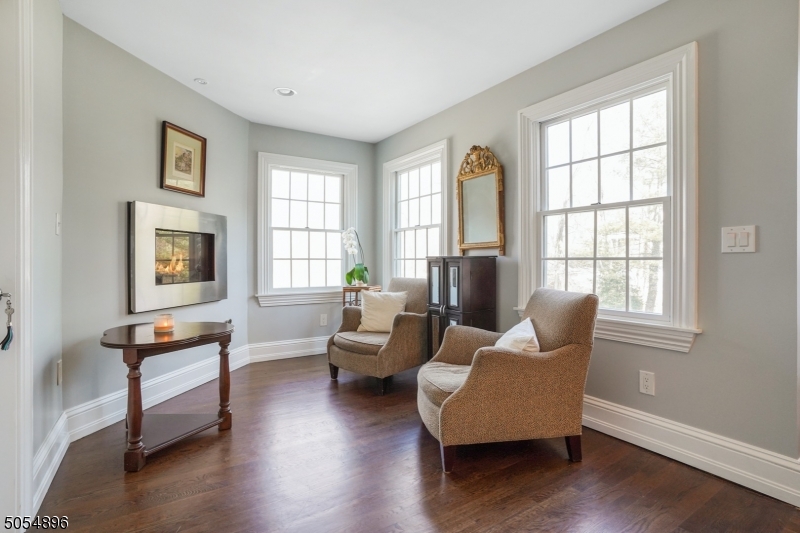Upper Washington - Residential
