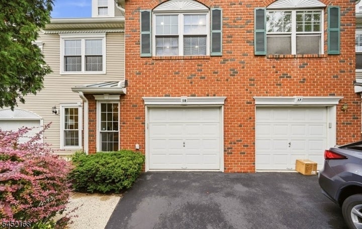 Photo 1 of 21 — 18 Clark Ct, Bernards Twp., NJ 07920