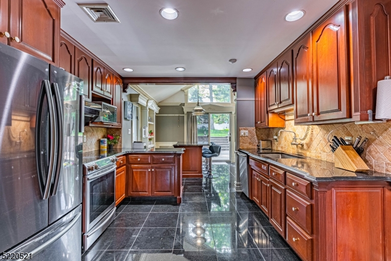 White Meadow Lake - Residential