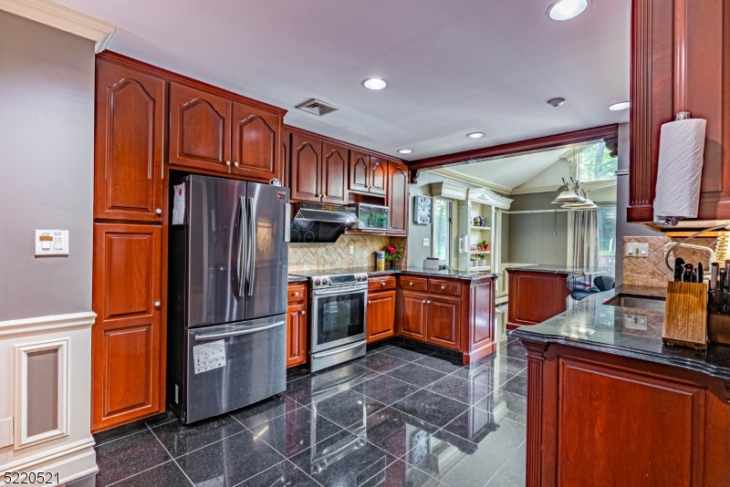 White Meadow Lake - Residential