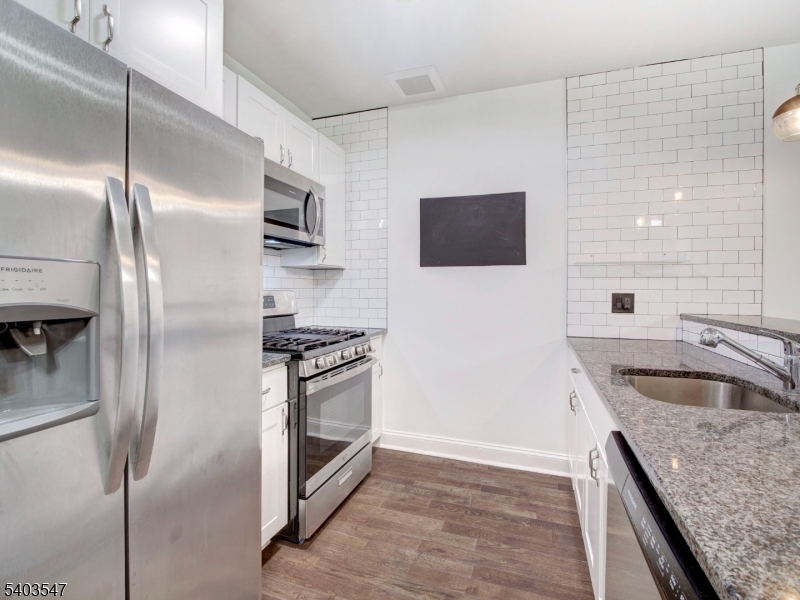 Lofts at Lincoln Park - Residential