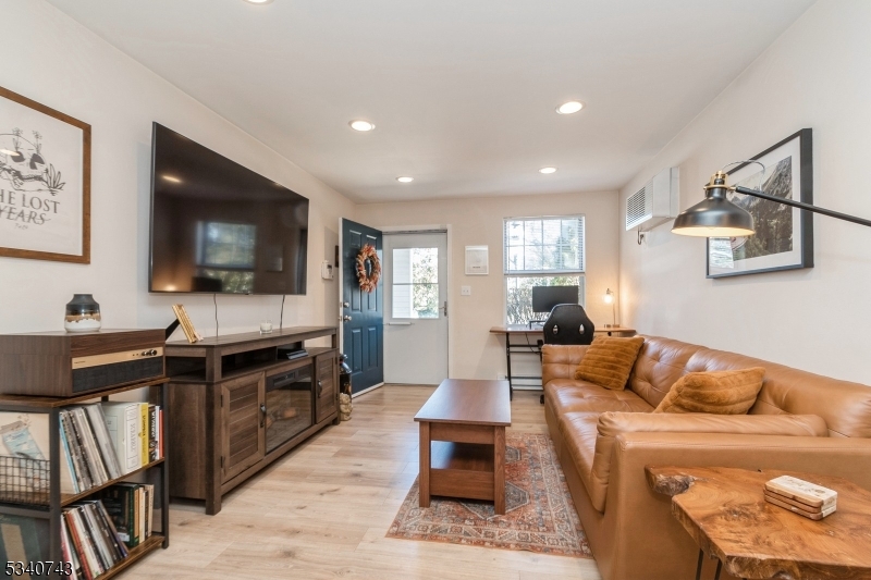 The Oaks at Morris - Residential