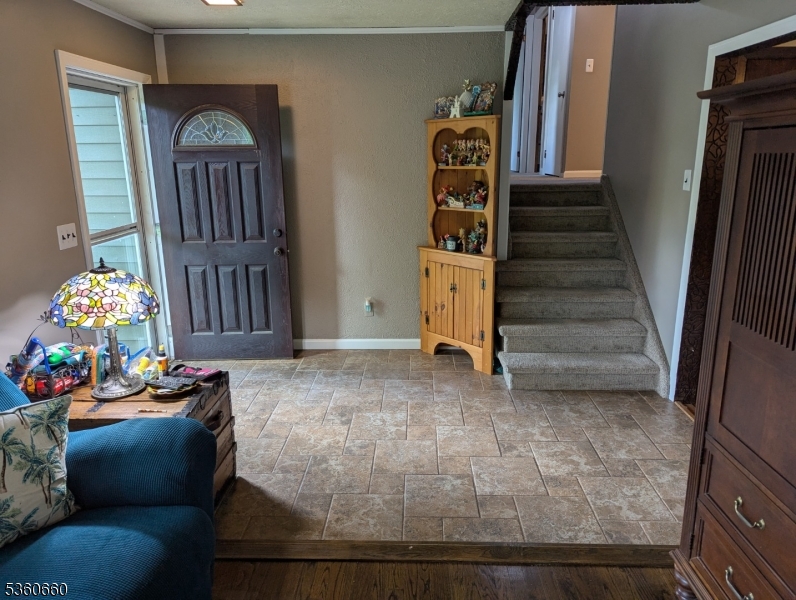 Bridgewater Twp., New Jersey 08807, United States, 3 Bedrooms Bedrooms, ,2 BathroomsBathrooms,Residential,Active,139418