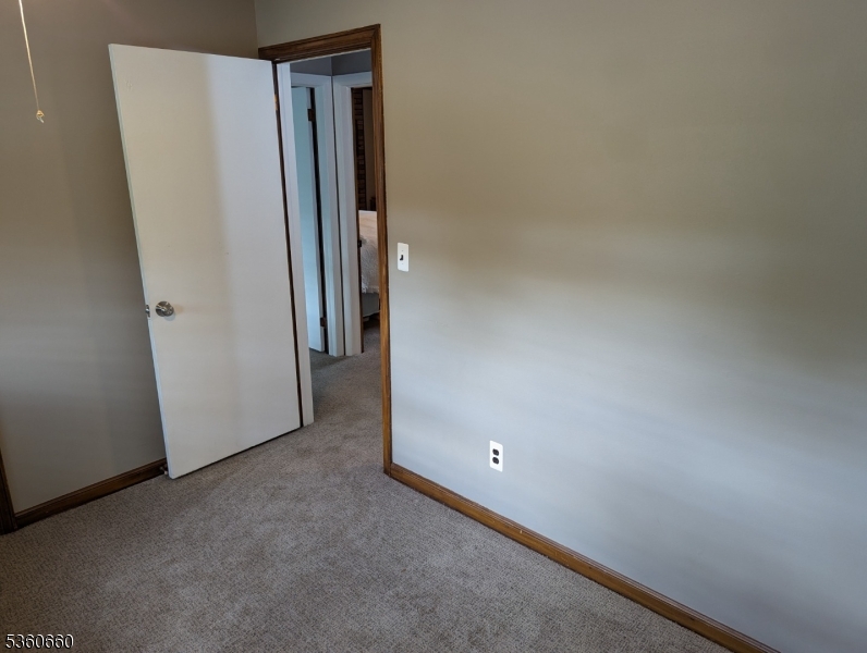 Bridgewater Twp., New Jersey 08807, United States, 3 Bedrooms Bedrooms, ,2 BathroomsBathrooms,Residential,Active,139418