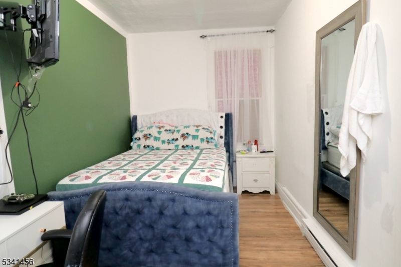 Ironbound - Residential Income