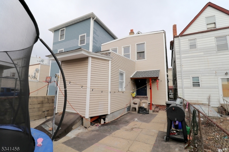 Ironbound - Residential Income