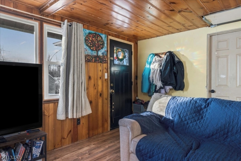 HIGHLAND LAKES - Residential