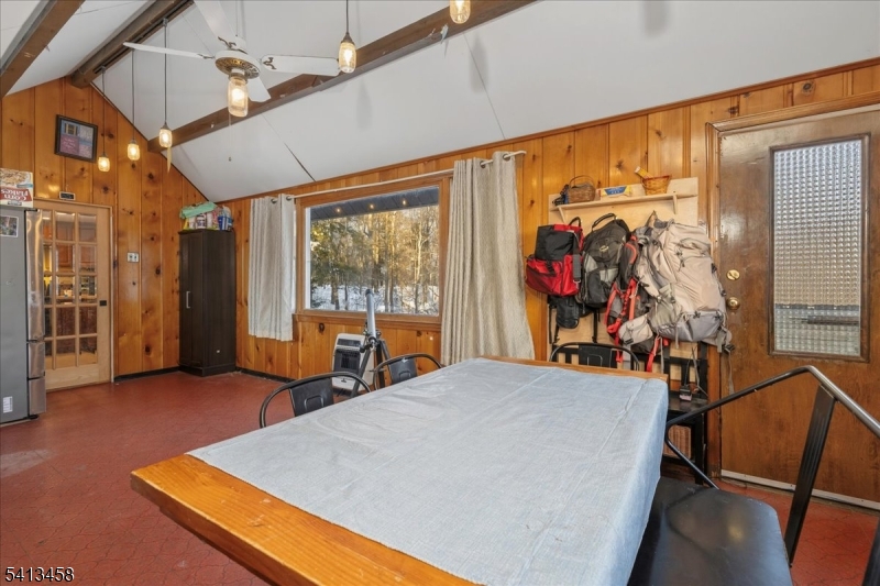 HIGHLAND LAKES - Residential