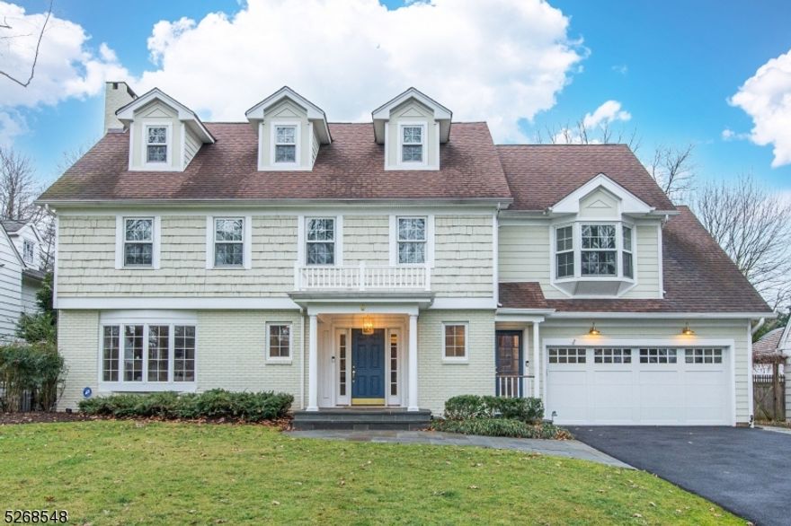 Nestled on one of the most coveted cul-de-sac streets of Westfield's desirable Wychwood section, this gracious home offers the epitome of suburban luxury. Boasting 6 bedrooms and 4.5 baths, along with 2 rec spaces and a dedicated office, this property is the perfect blend of timeless elegance and modern convenience. 4 finished levels, attached 2 car garage and a flat fenced yard are just some highlights of this amazing property.