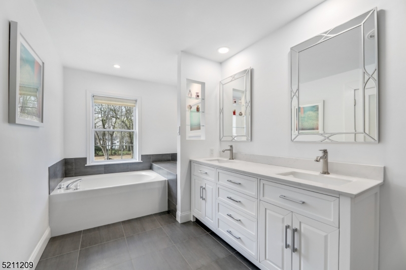 Rolling Hill - Residential