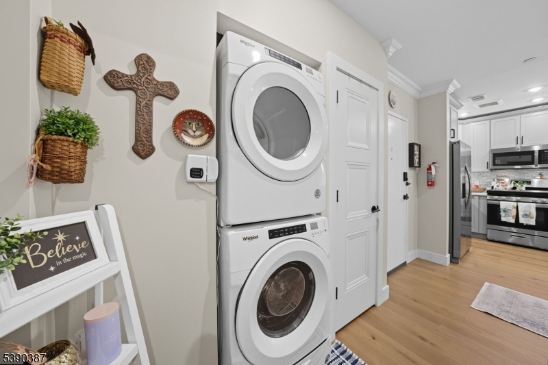 Fox Crest - Residential